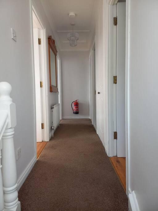 Vila Large 4Bed Available Long-Term In Letterkenny Exteriér fotografie