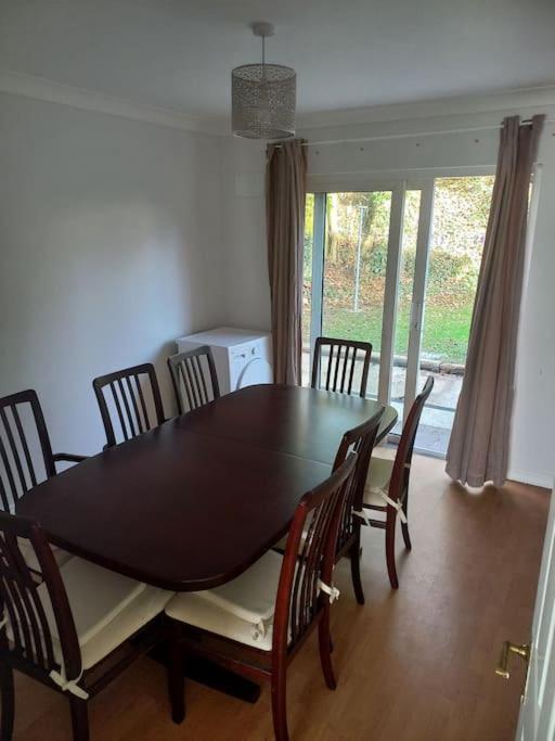 Vila Large 4Bed Available Long-Term In Letterkenny Exteriér fotografie