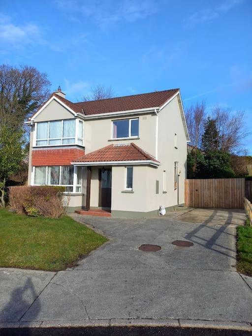 Vila Large 4Bed Available Long-Term In Letterkenny Exteriér fotografie