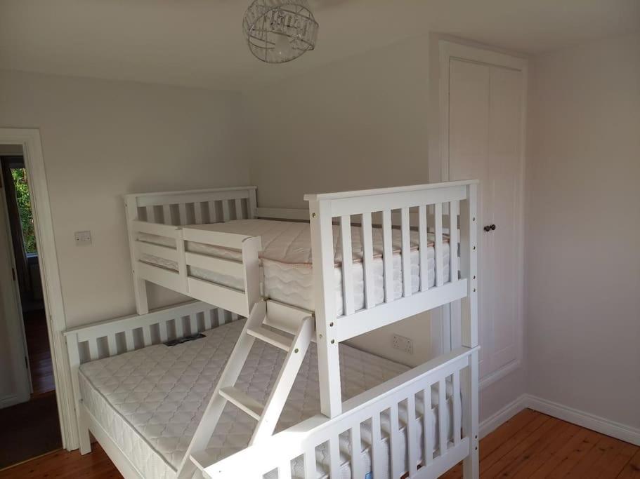 Vila Large 4Bed Available Long-Term In Letterkenny Exteriér fotografie